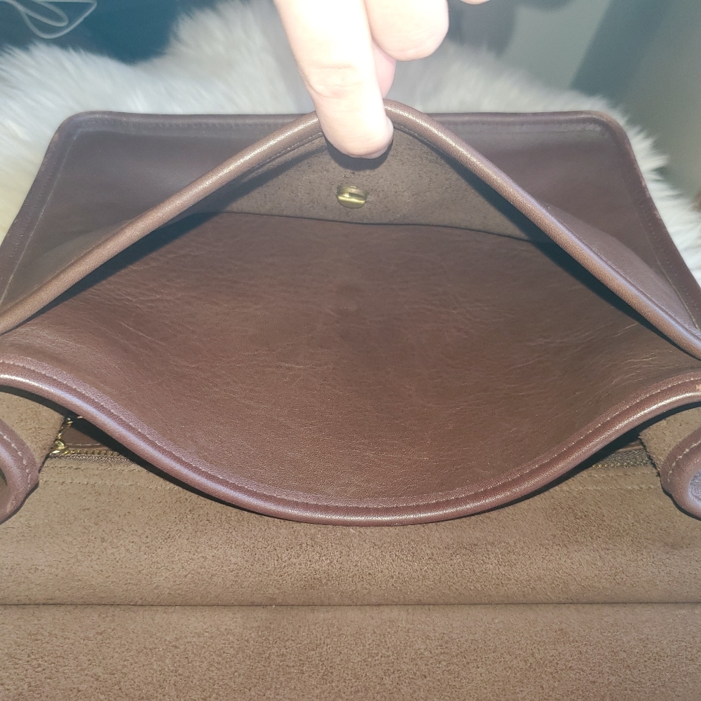 Vintage Coach Willis Purse - Picture 8 of 14